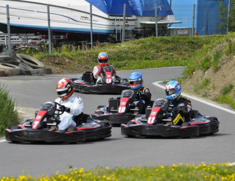 Enfants sur Karts