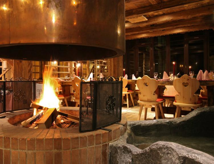 Nuit, repas et Dirt Scoot à Leysin